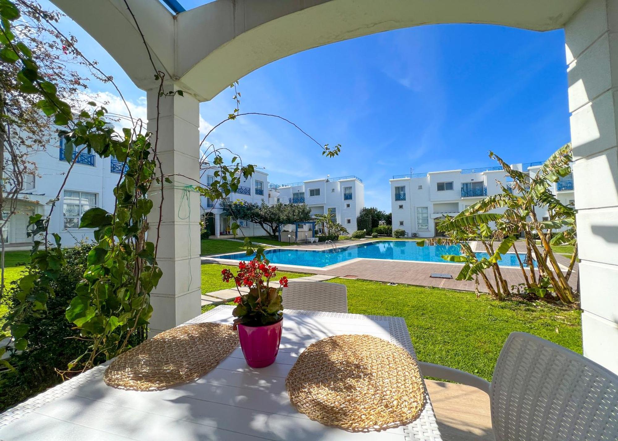 Garden Loft Apt With Pool In Alsancak Kyrenia Kyrenia  Luaran gambar